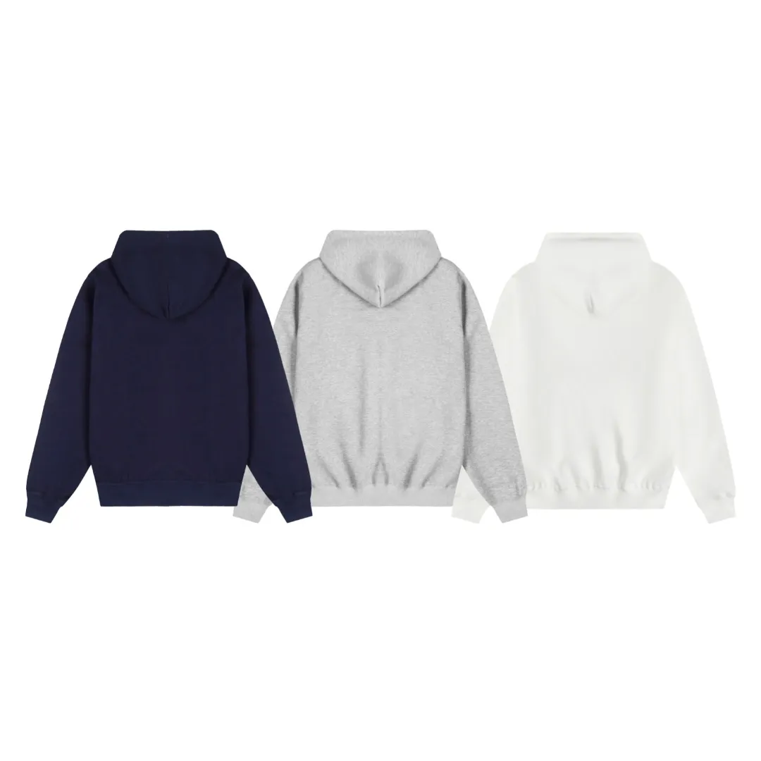 P270 White background picture [Popular item] Style number: 25104# Color: Navy blue/hemp gray/white Size: S to XL - Ralph Lauren/Ralph Lauren 2025AW Autumn and Winter bear series stacked topstitch design plaid lining hooded cardigan zipper sweatshirt - original workmanship consistent professional four-needle six-thread topstitch design✅ - face 370g double-sided cotton heavyweight fabric Contrast color yarn-dyed plaid inside ✅| - Highly restored customized brand zipper 0.8 pure cotton high-density hook and loop bonnet ✅ - RL limited design style Colorful bear logo precision embroidery Bright color contrasting plaid hood inside The upper body is colorful and distinguishes the classic style. Both men and women can easily control it. Simple and clean, versatile and can go wrong. Exposed topstitch 0.8 cm retro primary color hook and loop drawstring. Every detail is perfect.